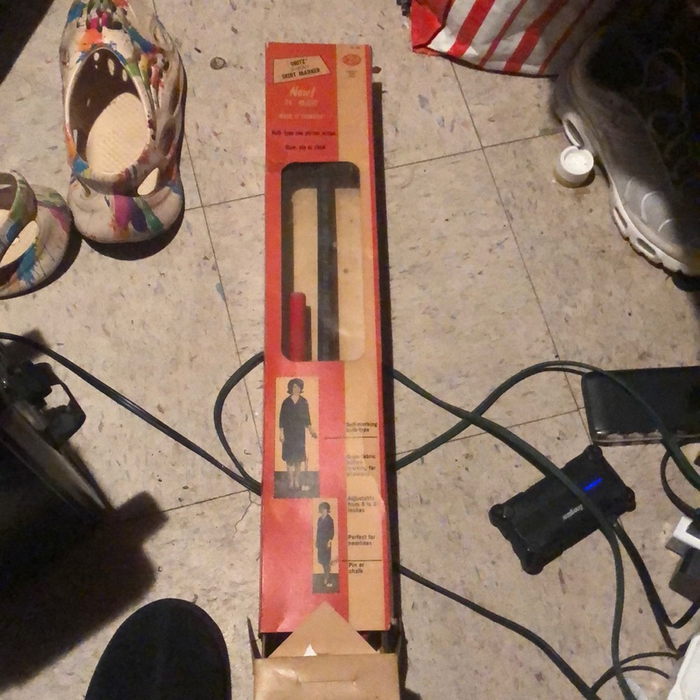 Frits 3 way skirt marker